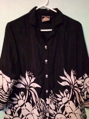 sabhyata Black  Top with White Floral Made In BHARAT